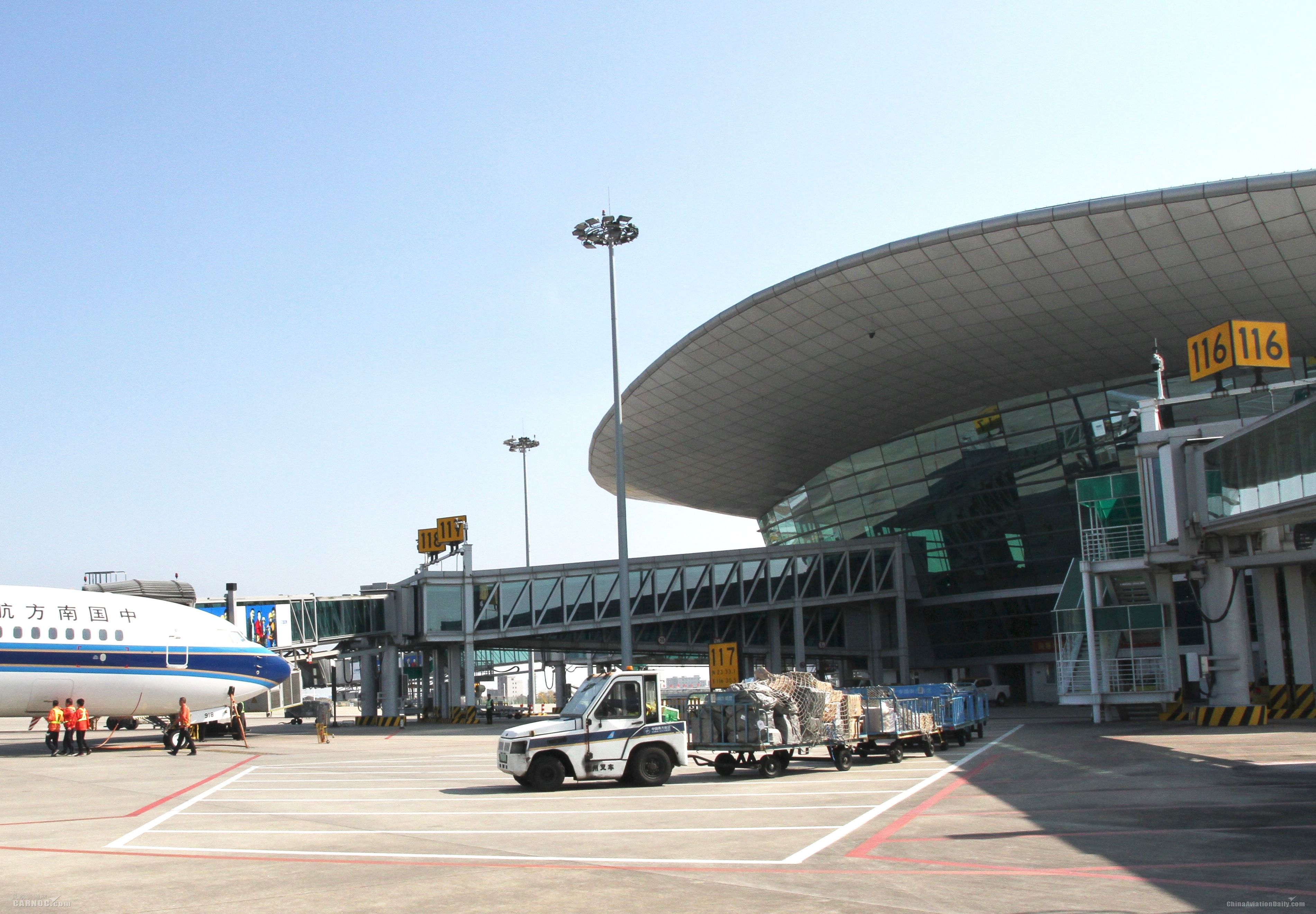 emc船公司揭阳潮汕机场全年接送旅客达7354万人次